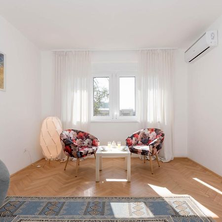 Apartment Tana Pula Exterior photo