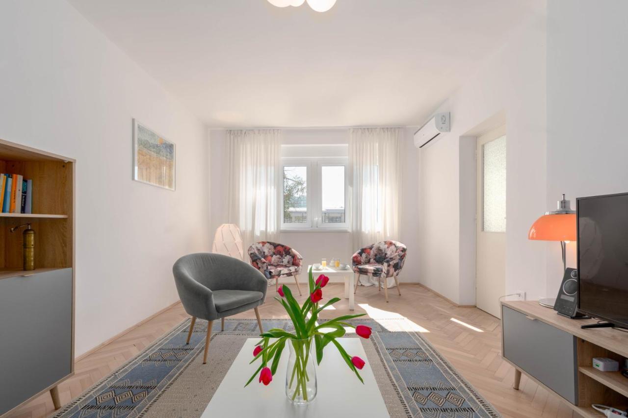 Apartment Tana Pula Exterior photo